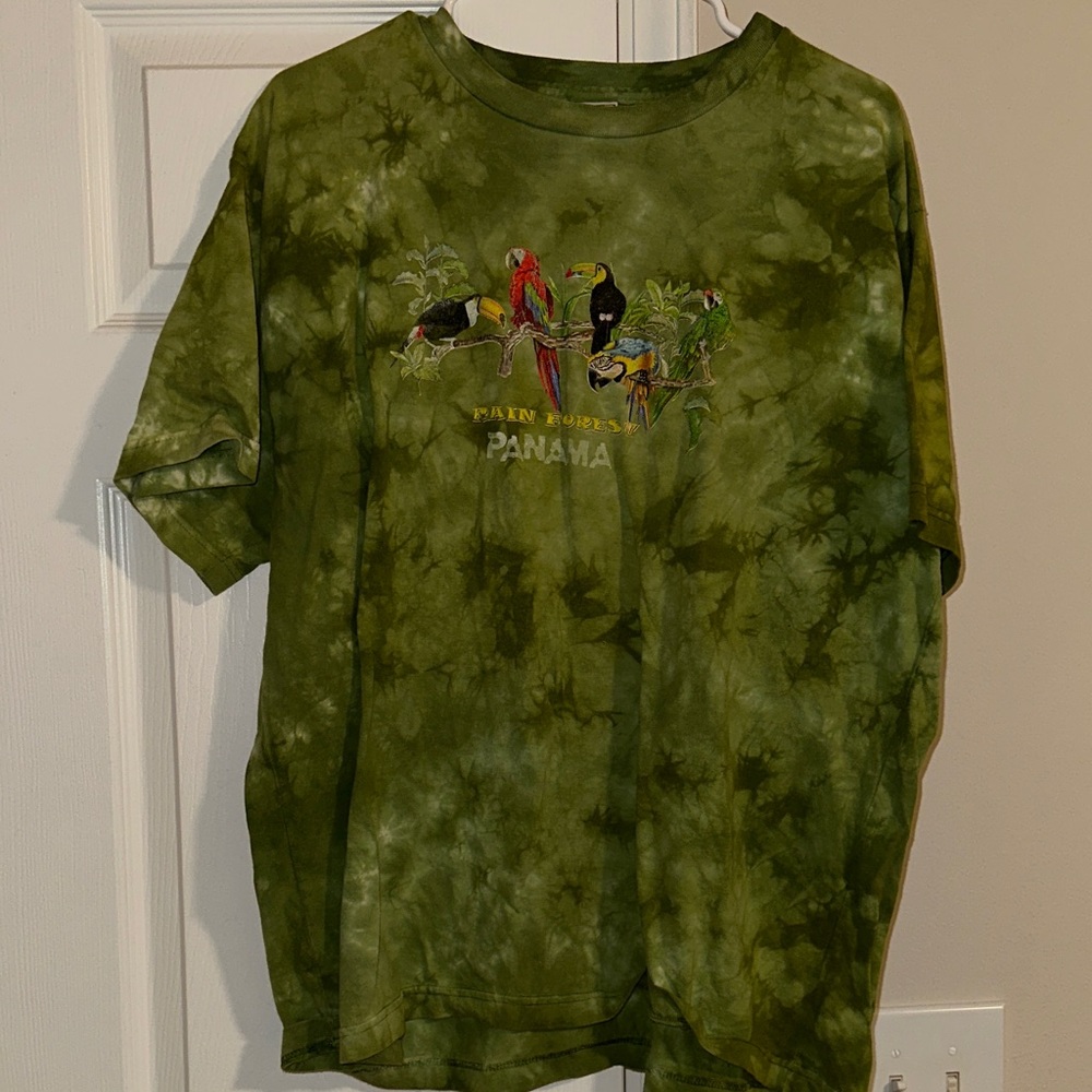 Green Panama Tie-Dye T-Shirt with Bird Design